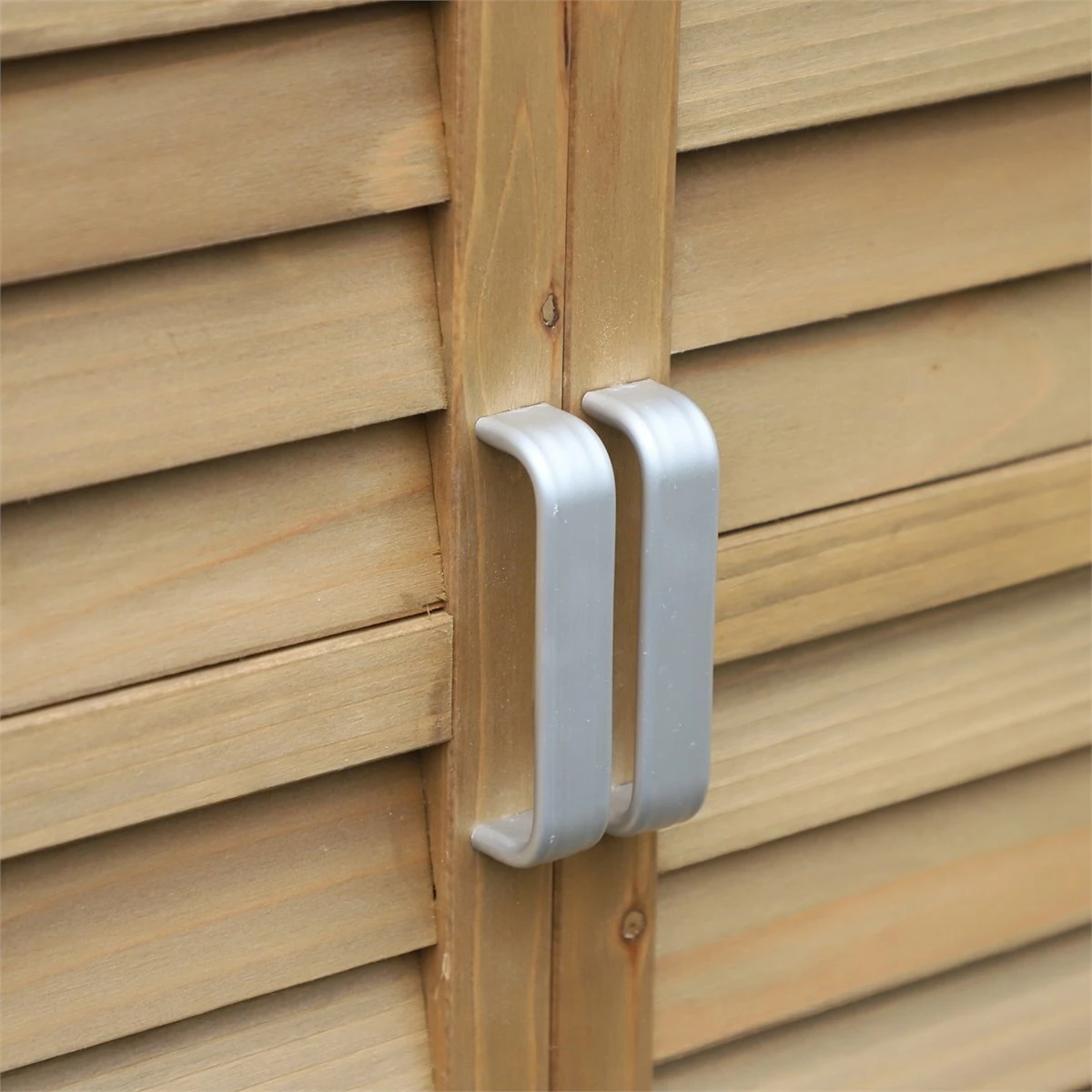 Outsunny Cobertizo De Almacenamiento De Madera Para Jardín 87x46,5x96,5 Cm Con 2 Estantes Interiores 2 Puertas De Buena Ventilación Y Techo Inclinado Para Exterior Terreza Natural - Imagen 9